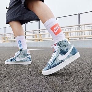 Nike Wmns Blazer Mid '77 'Washed Denim'